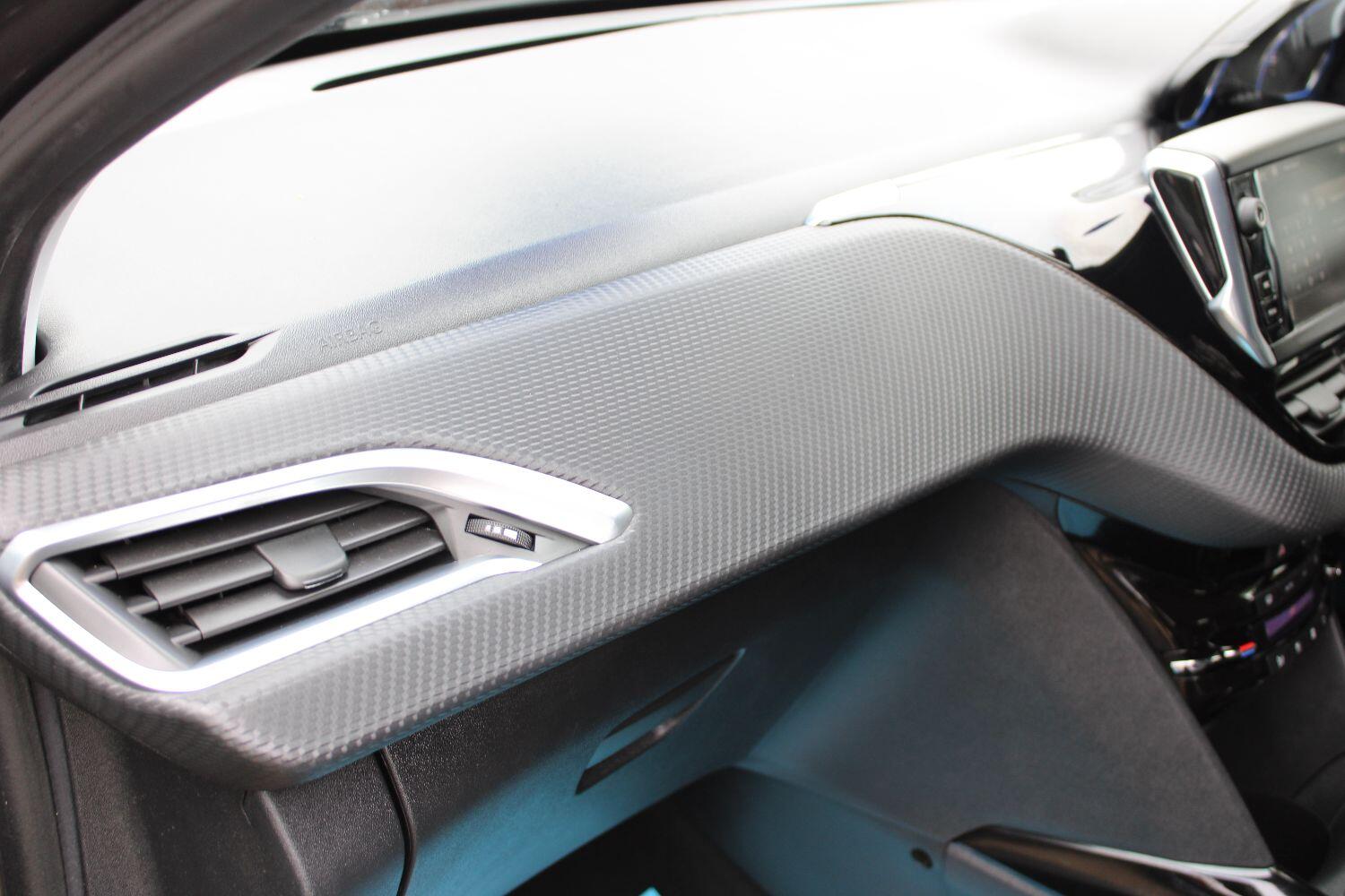 Used Peugeot 2008 2015 for sale - 76751758: Photo 28