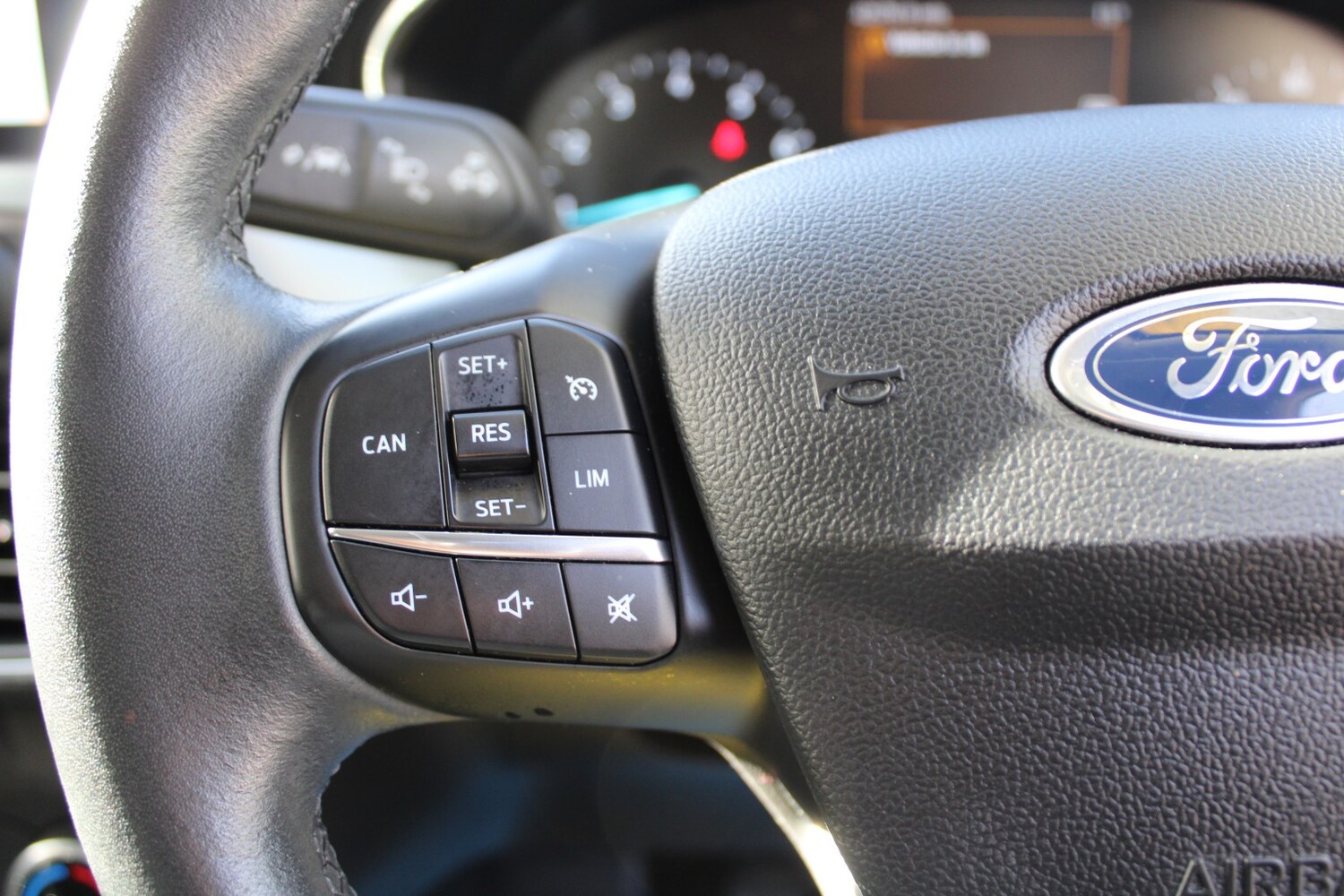 Used Ford Focus 2019 for sale - 76751759: Photo 24