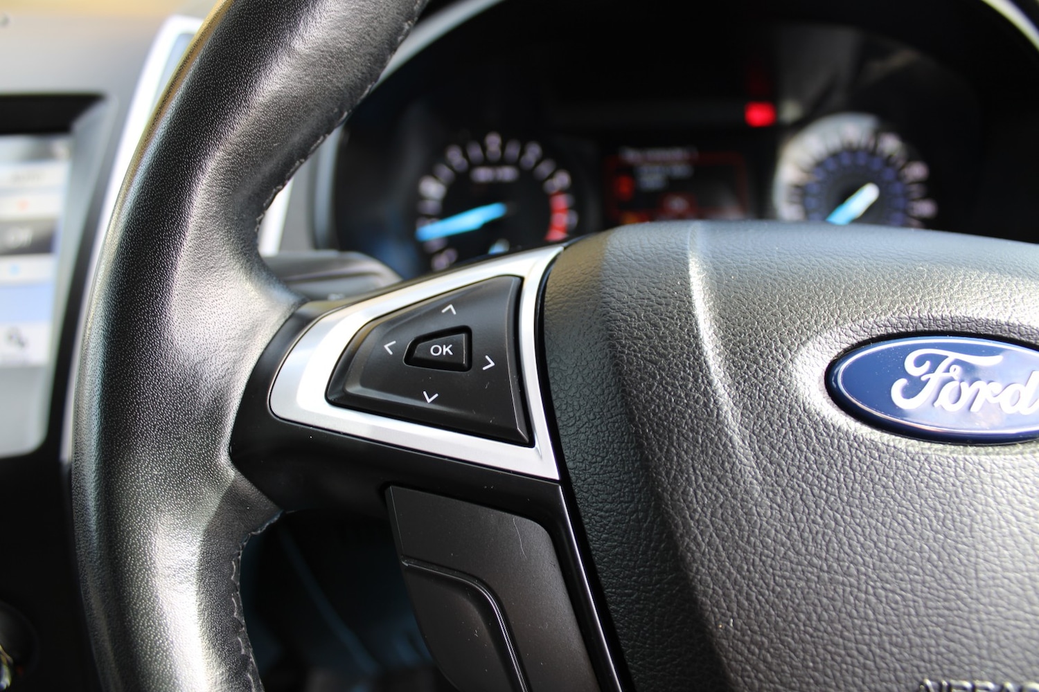 Used Ford S-Max 2018 for sale - 76751836: Photo 23