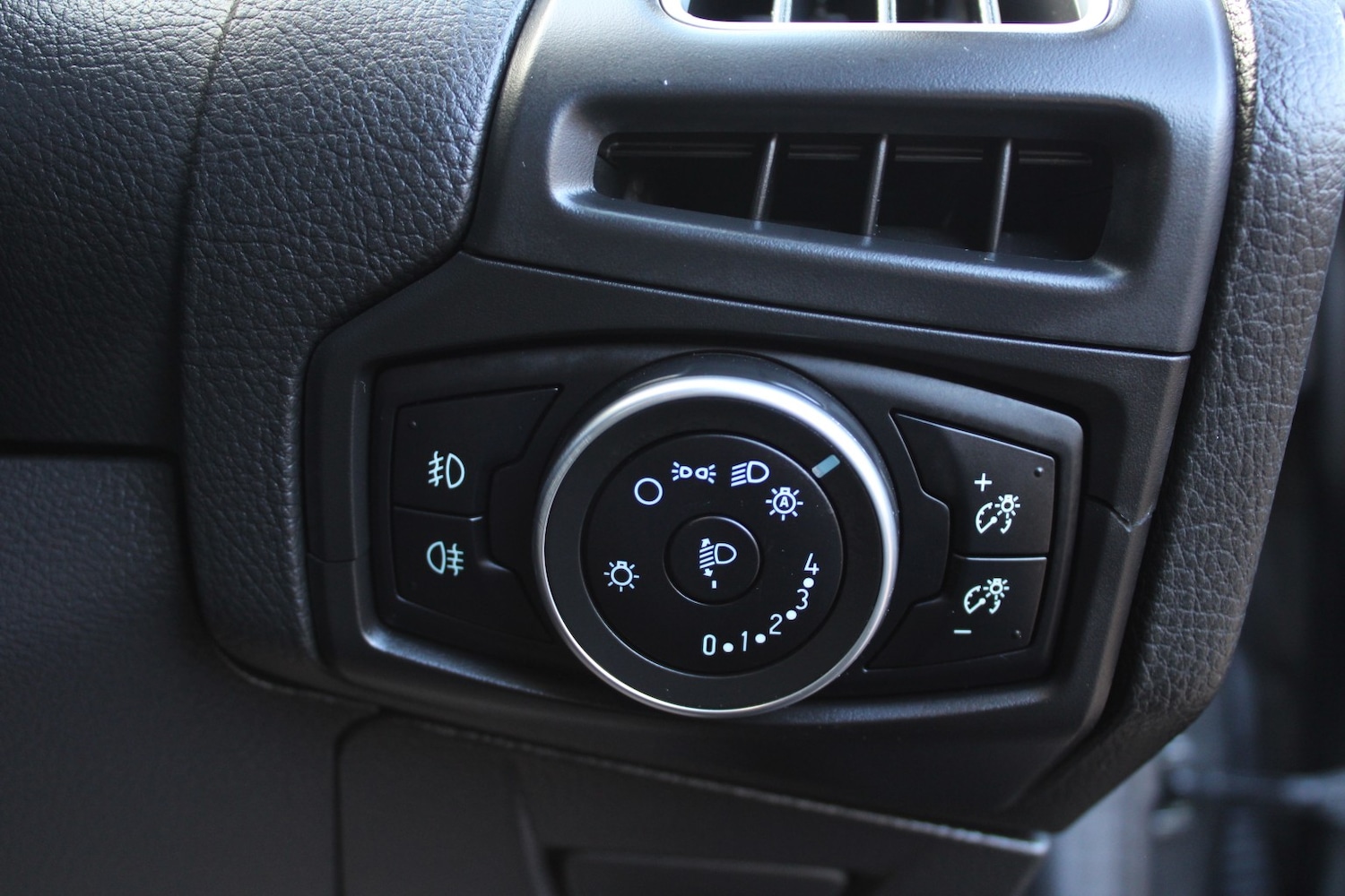 Used Ford Focus 2017 for sale - 76751791: Photo 22