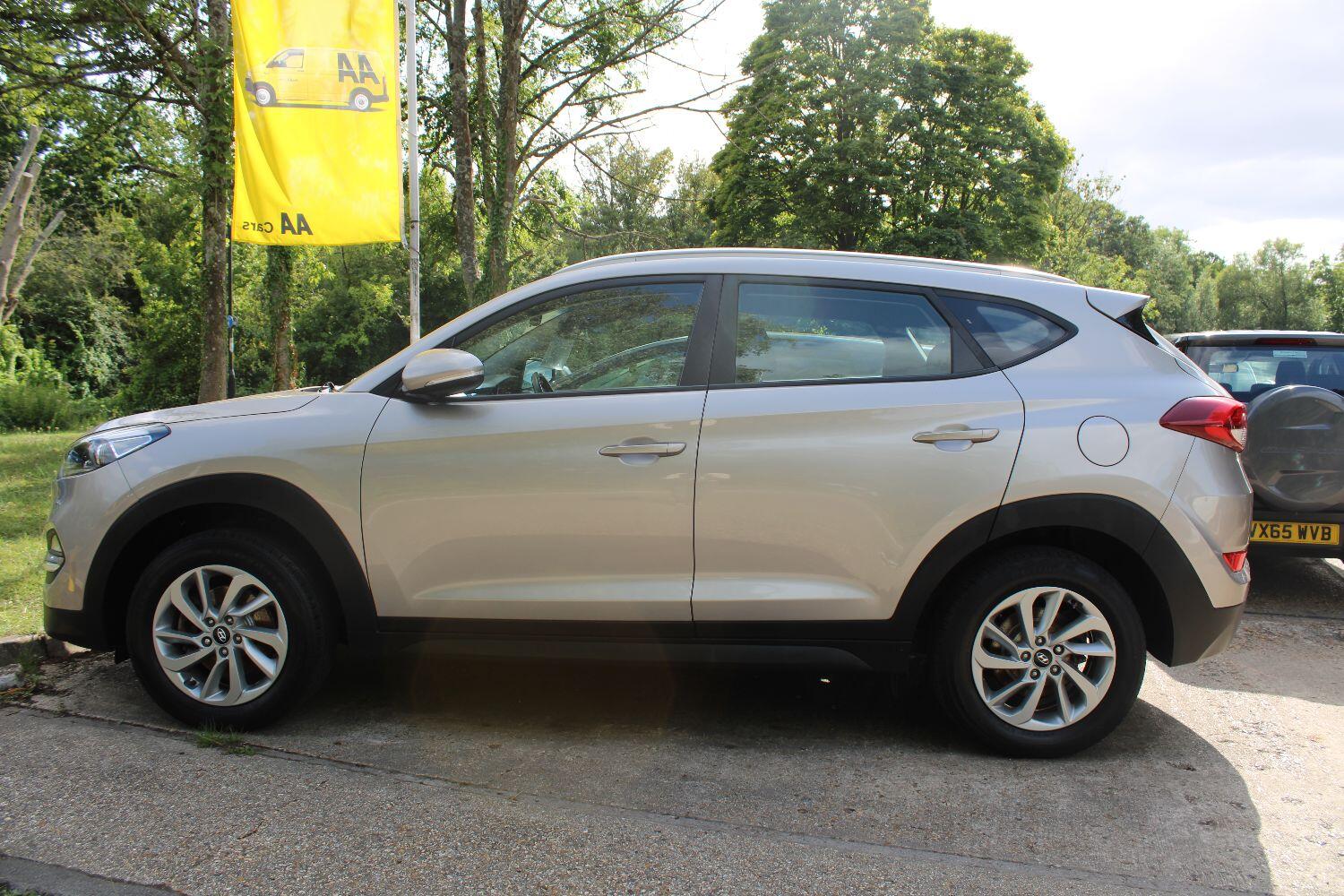 Used Hyundai TUCSON 2017 for sale - 76751854: Photo 4