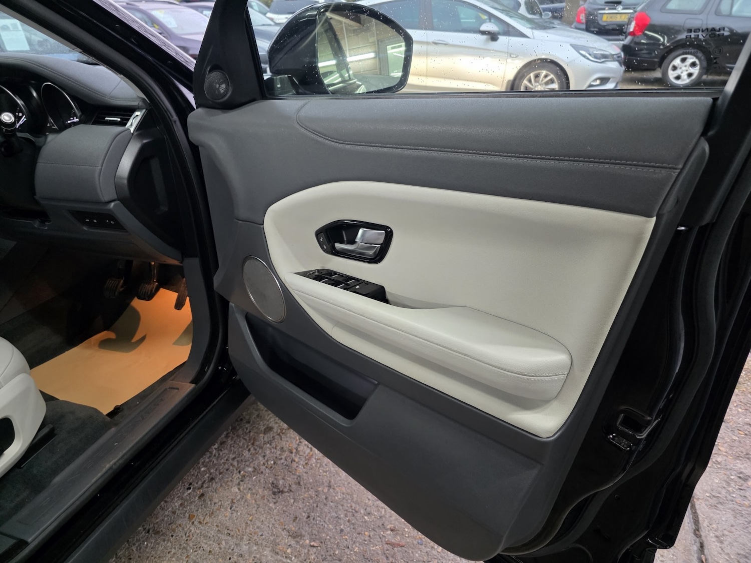 Used Land Rover Range Rover Evoque 2019 for sale - 76979514: Photo 17