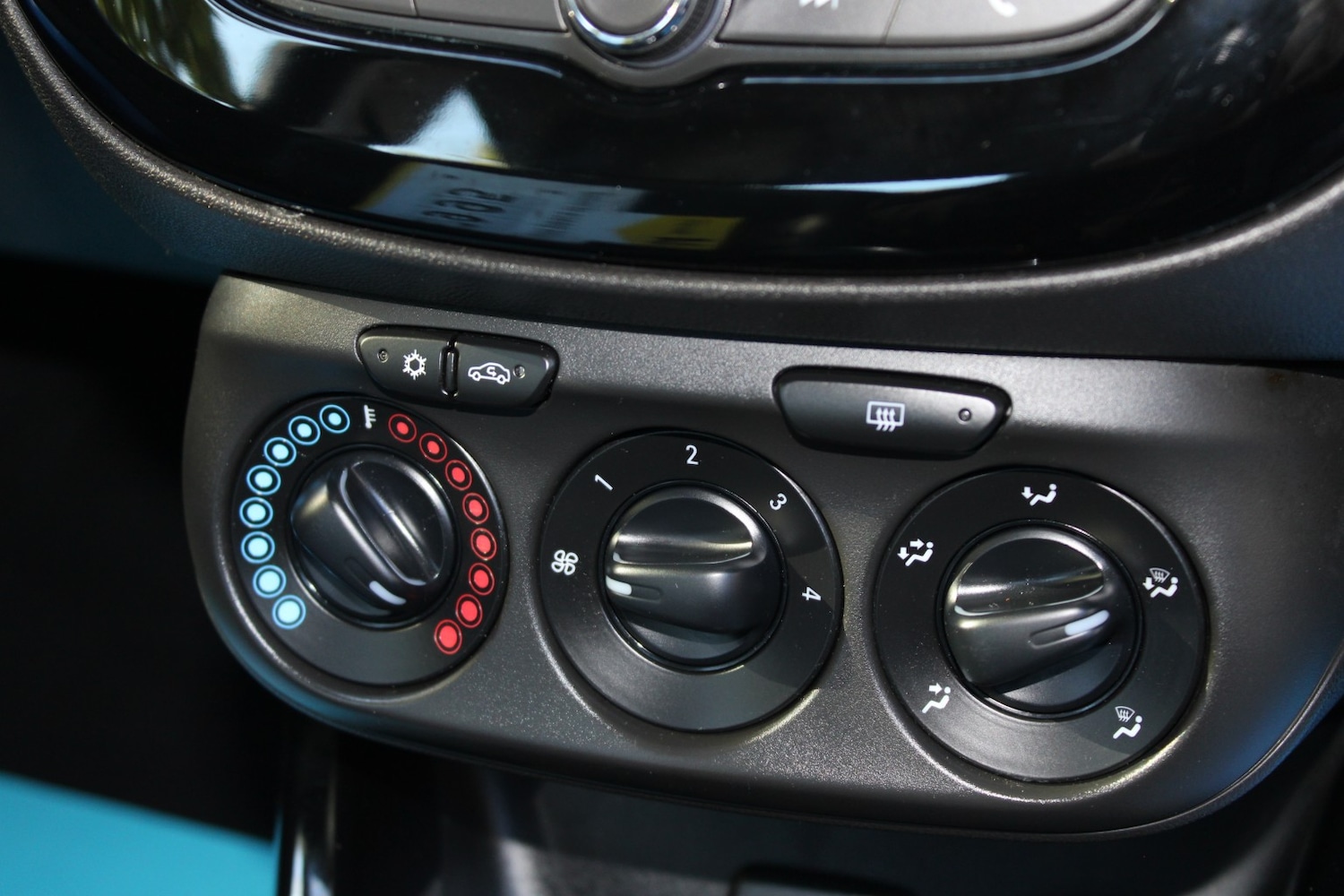 Used Vauxhall ADAM 2019 for sale - 76751716: Photo 21