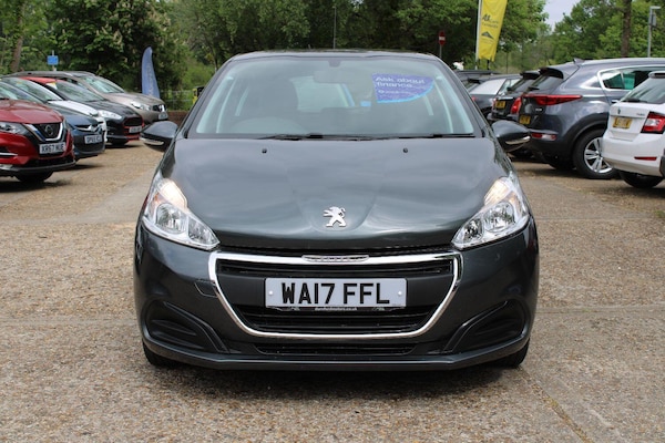 Used Peugeot 208 2024 for sale - 74664411: Photo 2