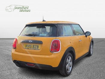 Used MINI Hatch 2015 for sale - 76979528: Photo