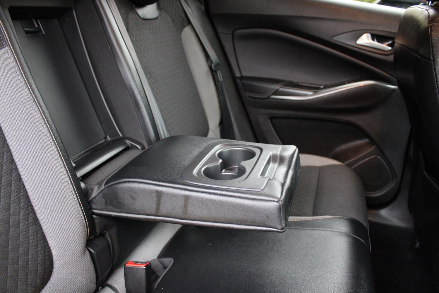 Used Vauxhall Grandland X 2018 for sale - 76751744: Photo 28