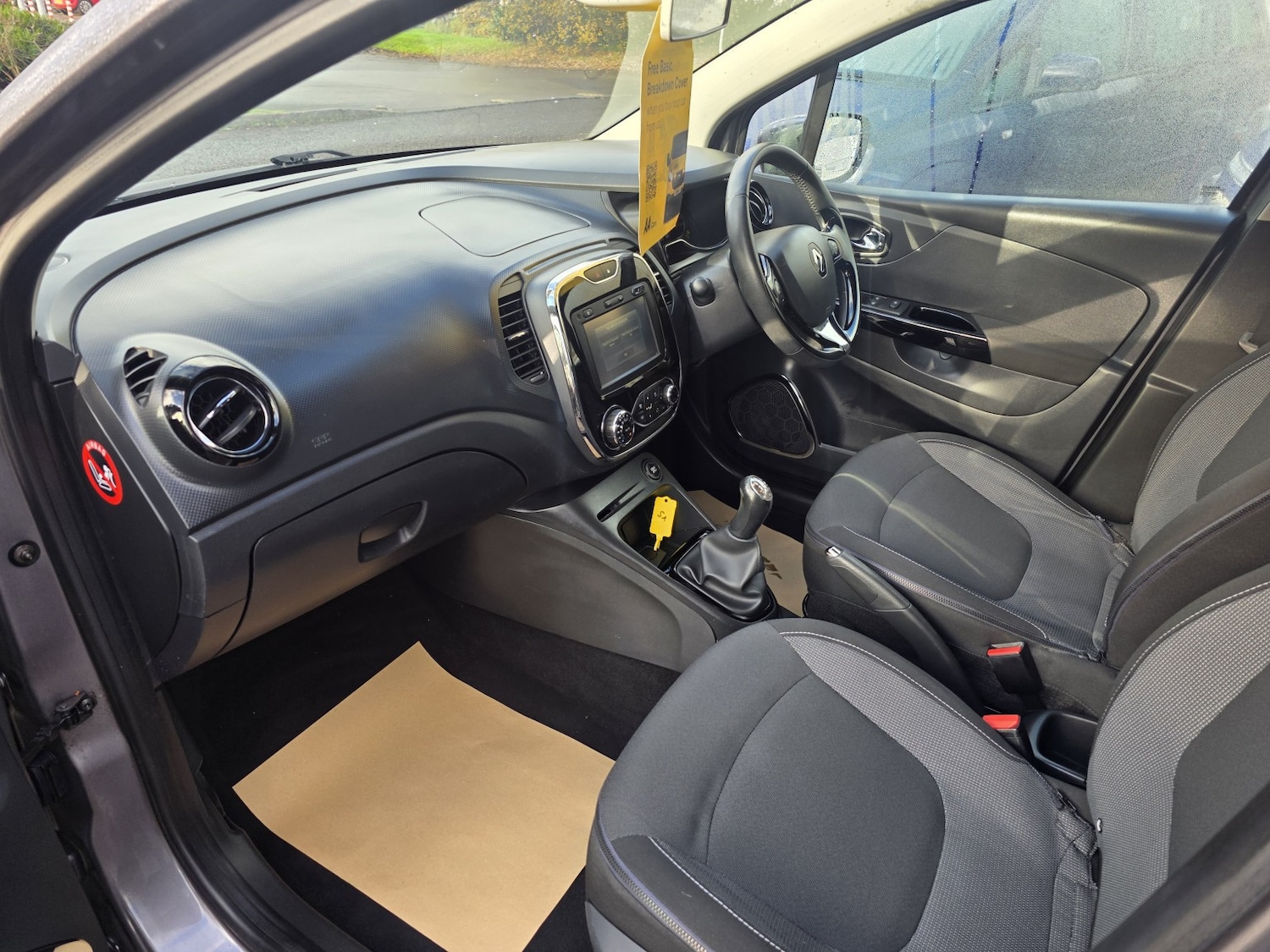 Used Renault Captur 2014 for sale - 76979517: Photo 18