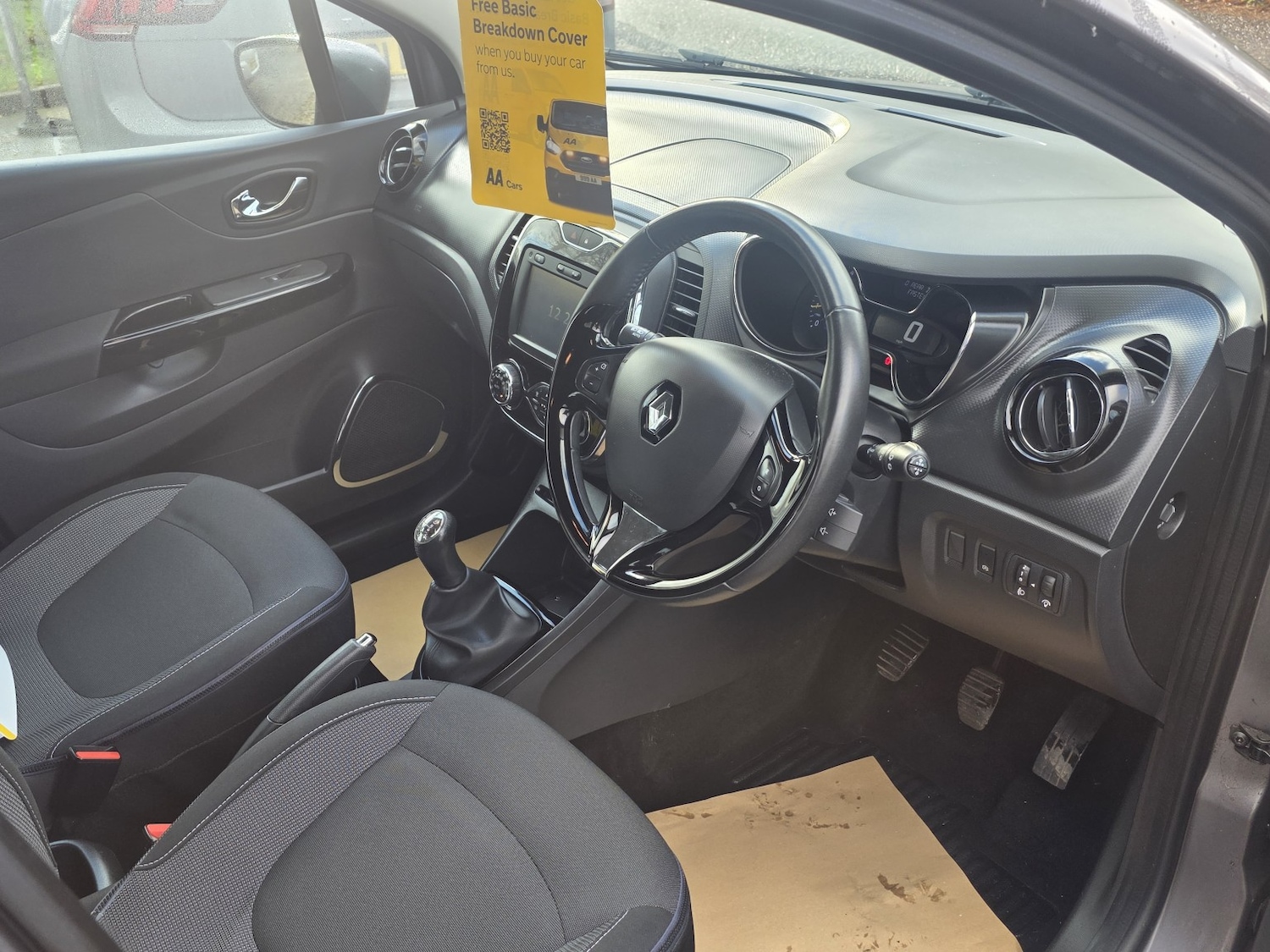 Used Renault Captur 2014 for sale - 76979517: Photo 9