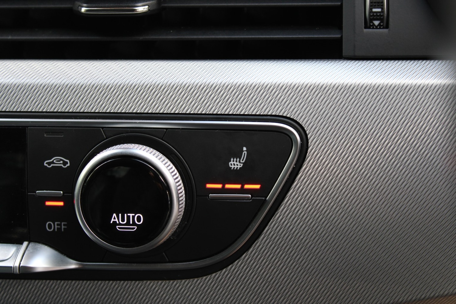 Used Audi A4 2017 for sale - 76751721: Photo 29