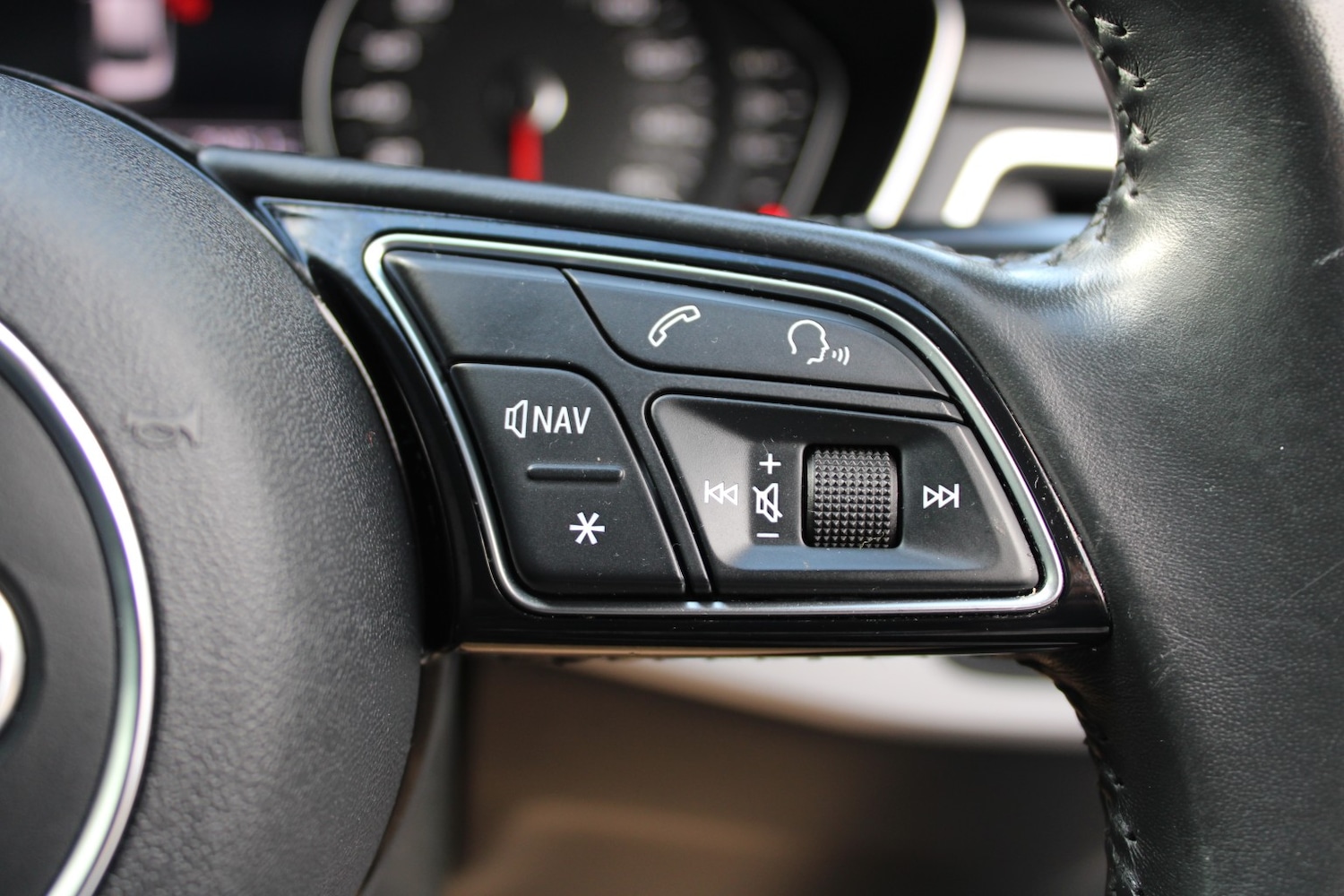 Used Audi A4 2017 for sale - 76751721: Photo 33