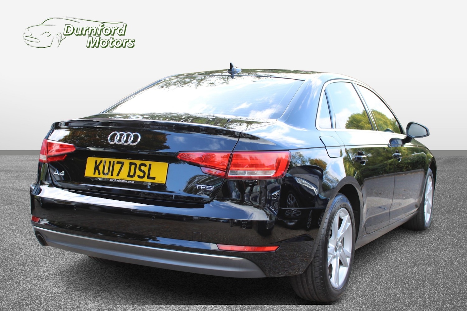 Used Audi A4 2017 for sale - 76751721: Photo 4