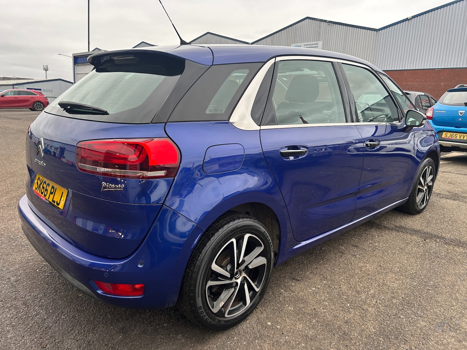Used Citroen C4 Picasso 2016 for sale - 77607273: Photo 7