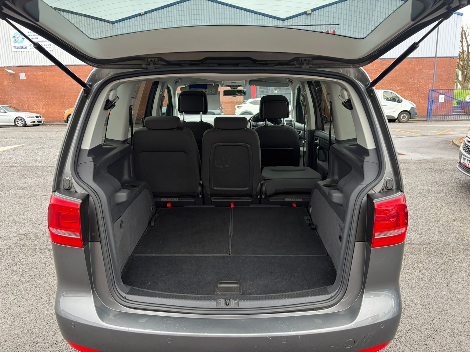 Used Volkswagen Touran 2015 for sale - 77629440: Photo 13