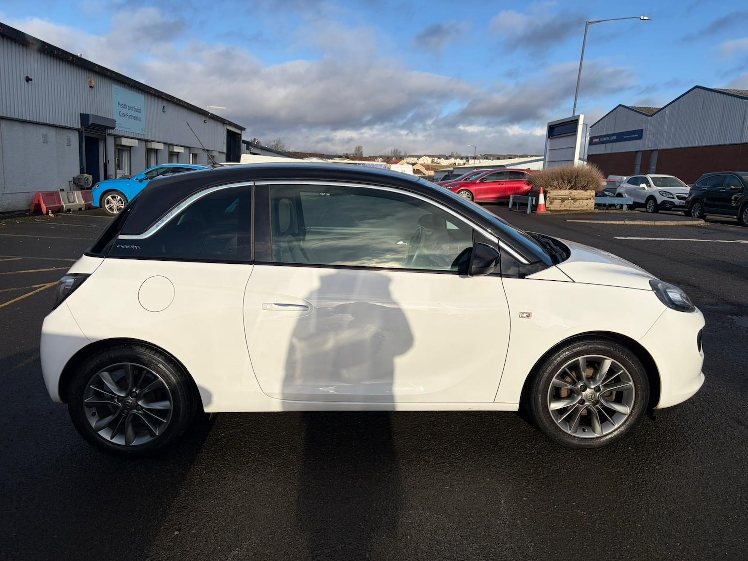 Used Vauxhall ADAM 2015 for sale - 77207974: Photo 5