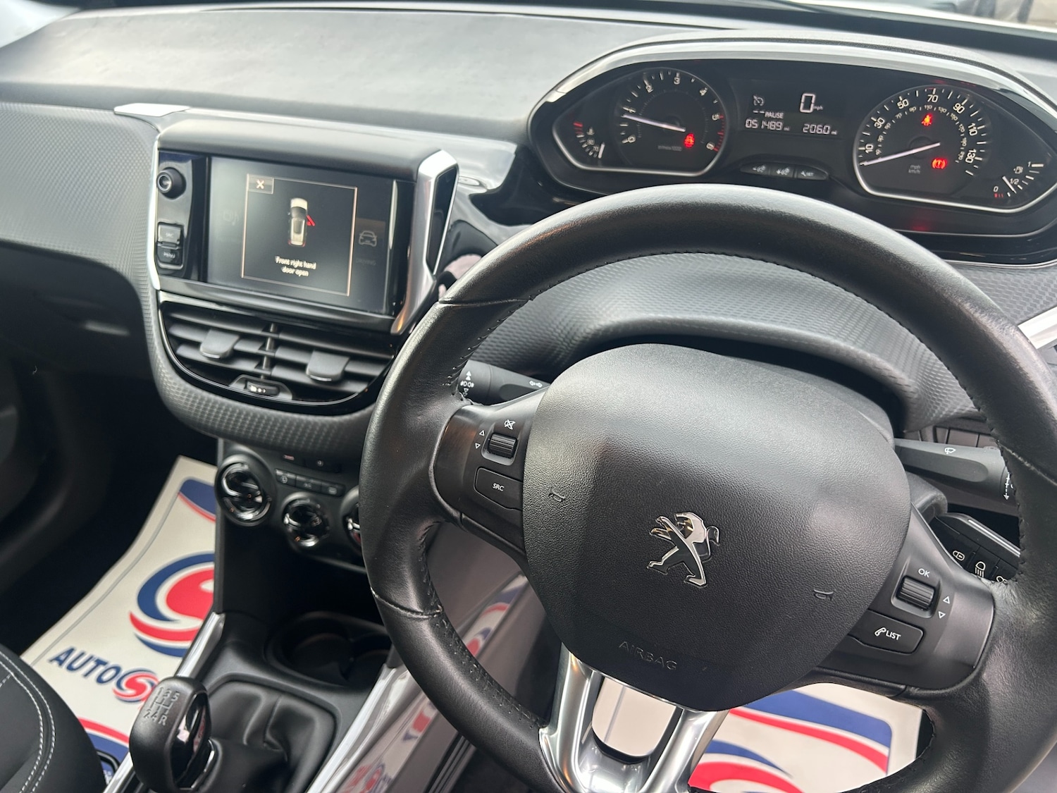 Used Peugeot 2008 2017 for sale - 77934466: Photo 13