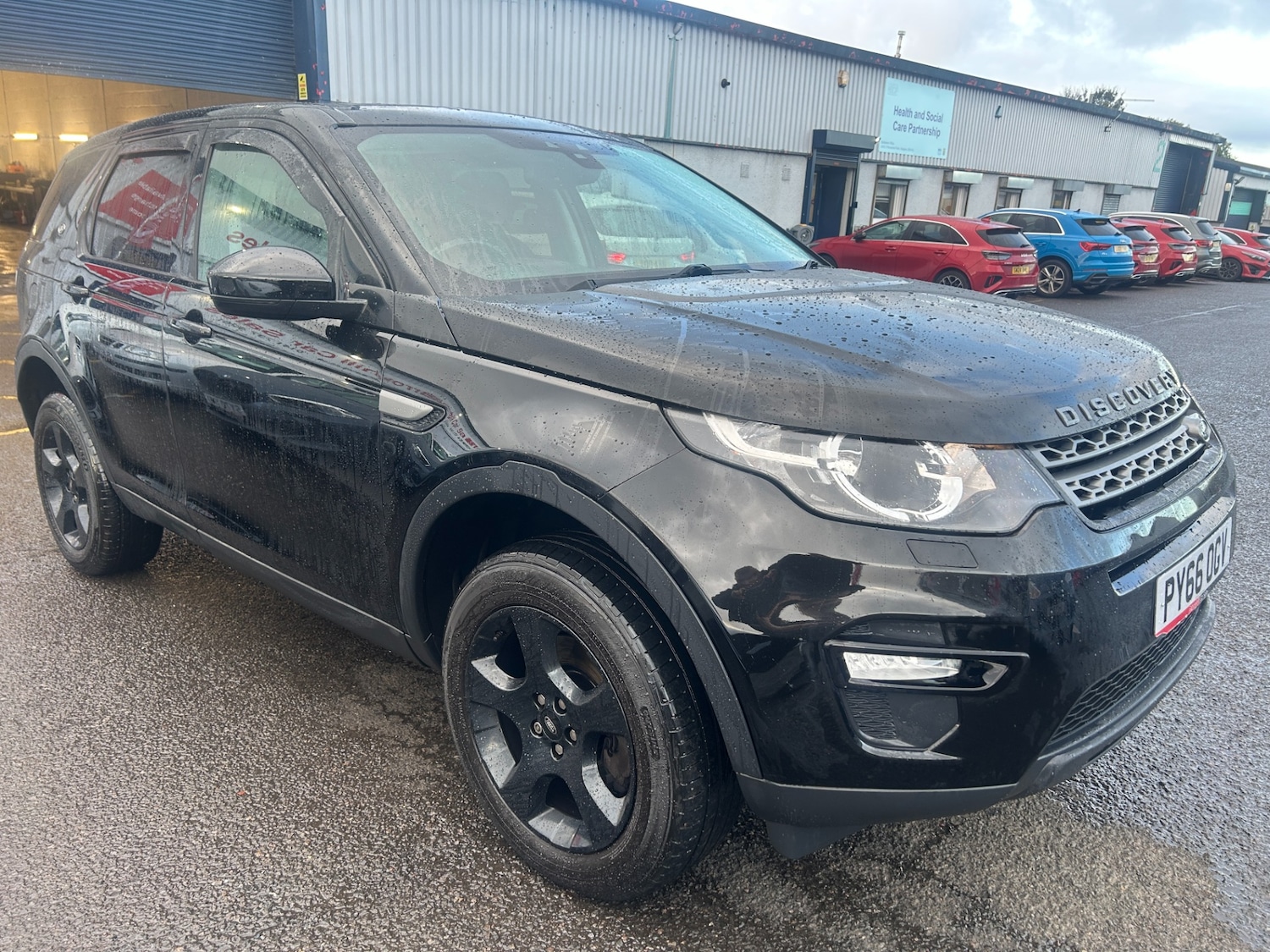 Used Land Rover Discovery Sport 2017 for sale - 76404527: Photo 5