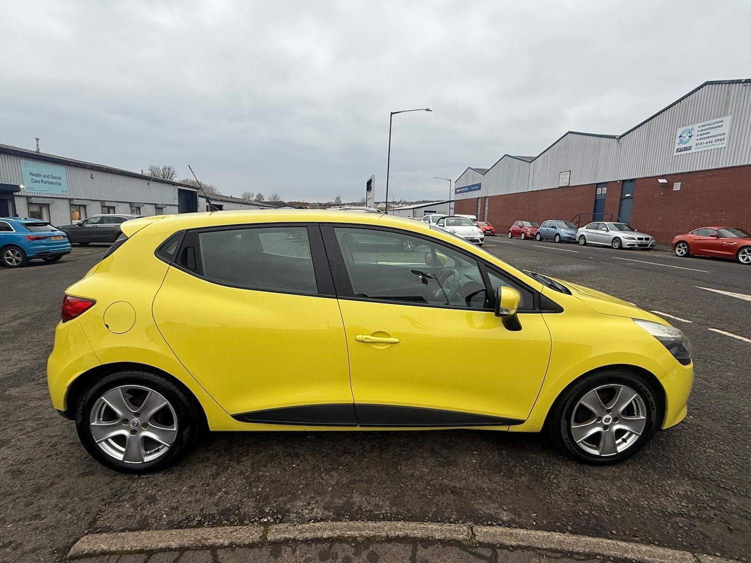 Used Renault Clio 2013 for sale - 77375840: Photo 4