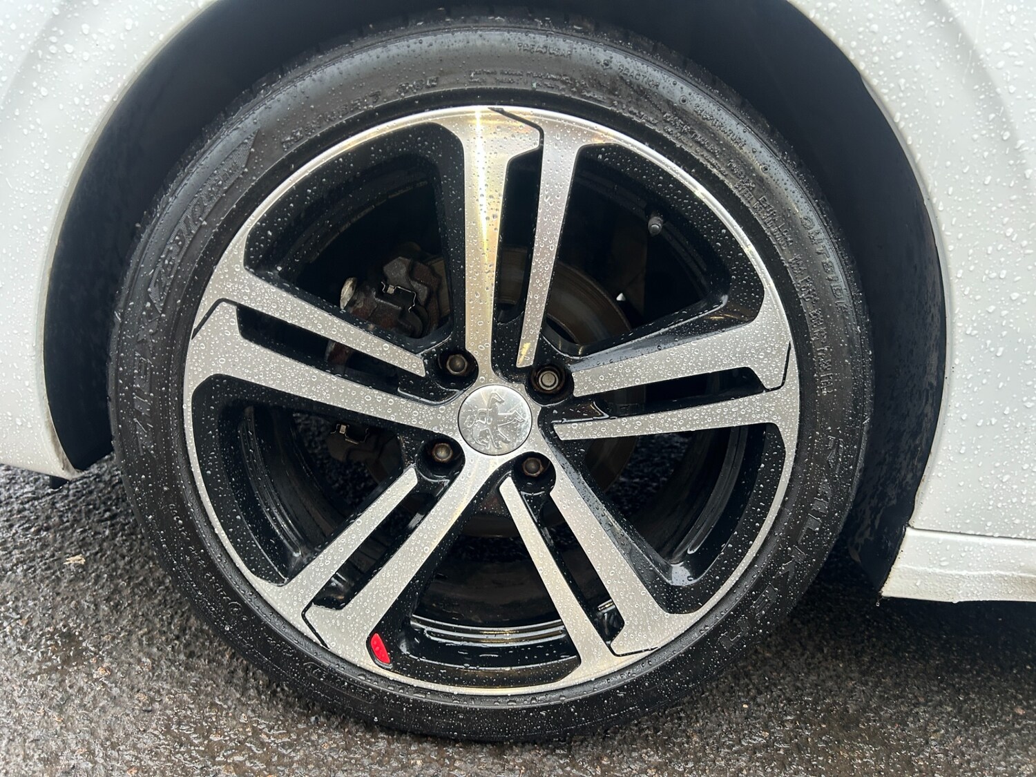 Used Peugeot 208 2019 for sale - 77570353: Photo 23