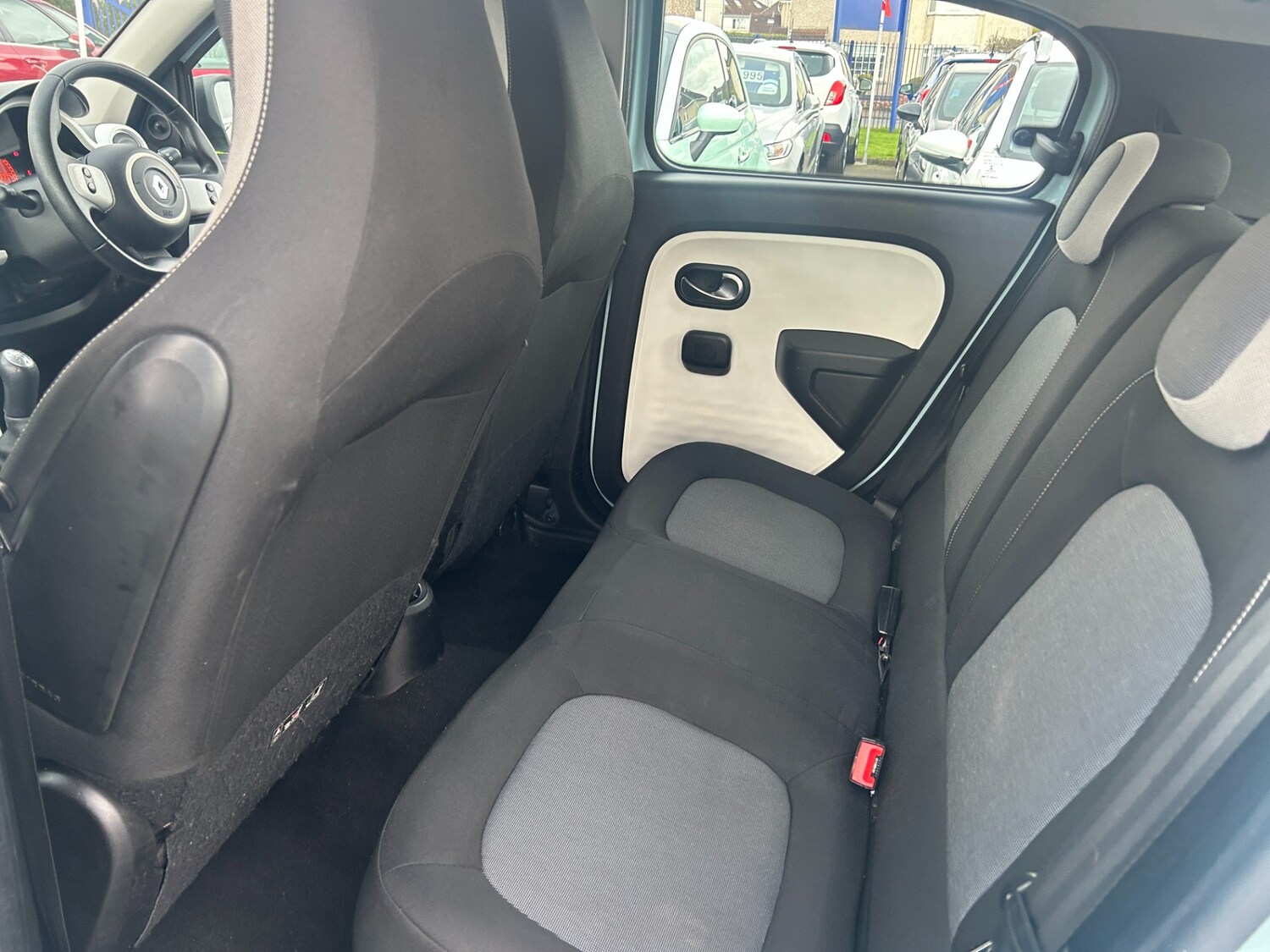 Used Renault Twingo 2016 for sale - 77934478: Photo 14