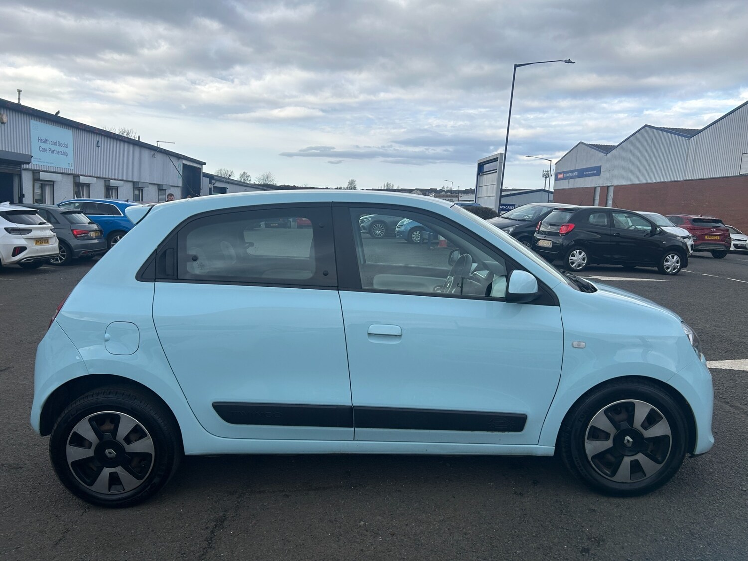 Used Renault Twingo 2016 for sale - 77934478: Photo 6