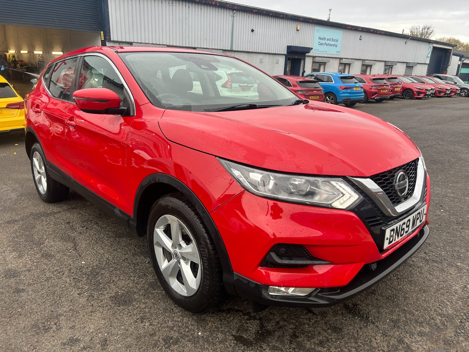 Used Nissan Qashqai 2019 for sale - 76705690: Photo 2