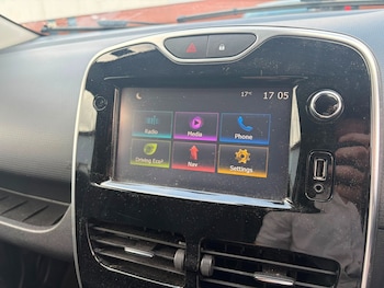 Used Renault Clio 2016 for sale - 79460032: Photo