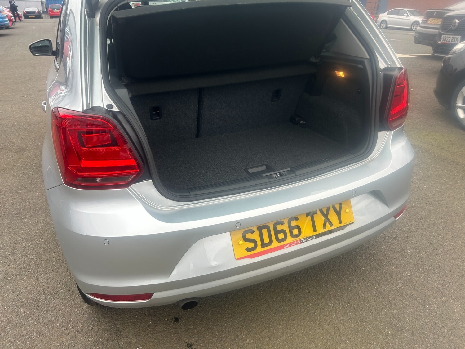 Used Volkswagen Polo 2016 for sale - 77984966: Photo 11