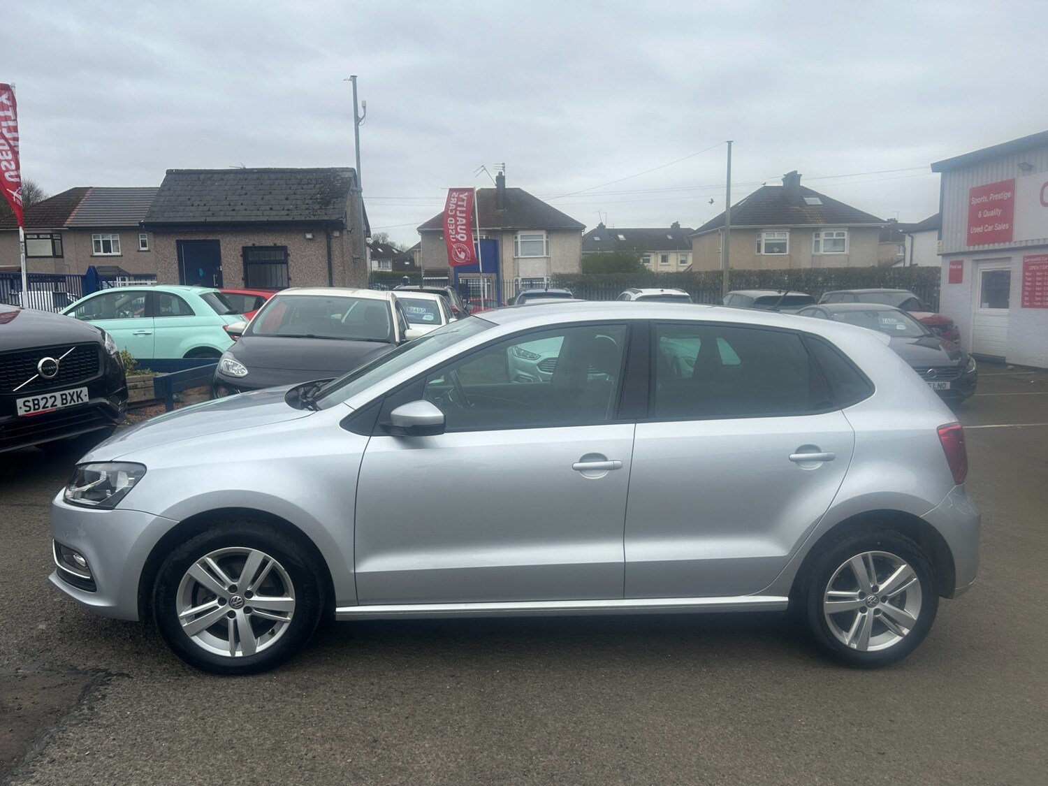 Used Volkswagen Polo 2016 for sale - 77984966: Photo 6