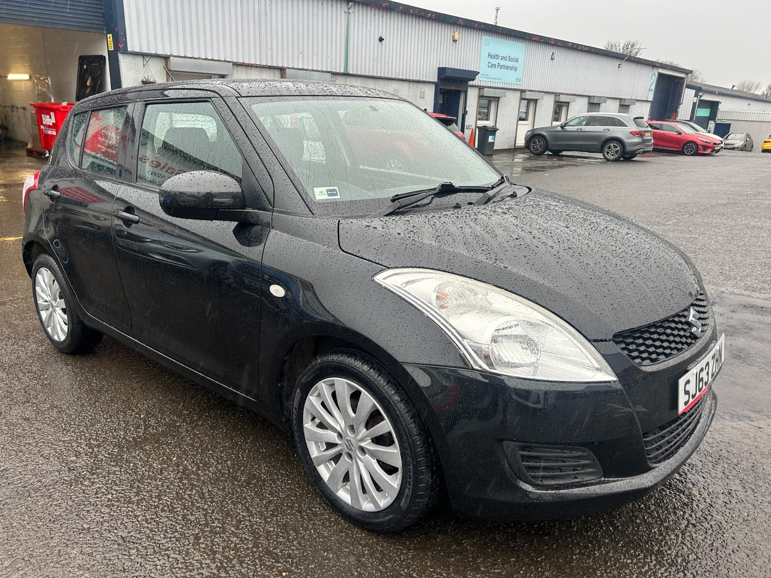 Used Suzuki Swift 2013 for sale - 77617872: Photo 5
