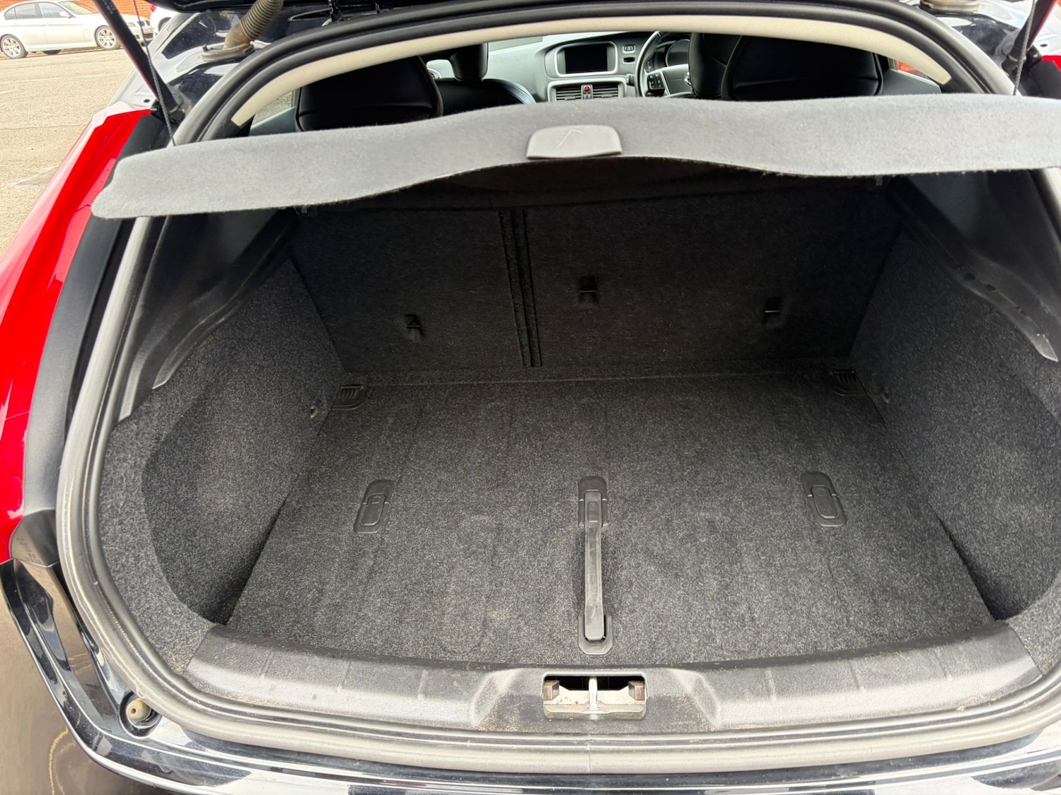 Used Volvo V40 2019 for sale - 78166063: Photo 12