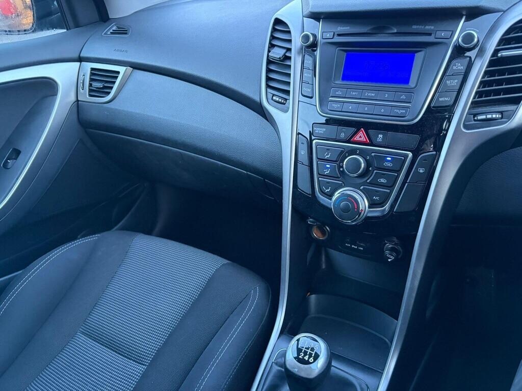 Used Hyundai i30 2012 for sale - 77743249: Photo 9