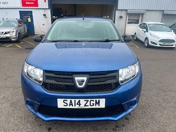 Used Dacia Sandero 2014 for sale - 79548268: Photo