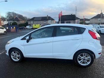 Used Ford Fiesta 2016 for sale - 77482508: Photo
