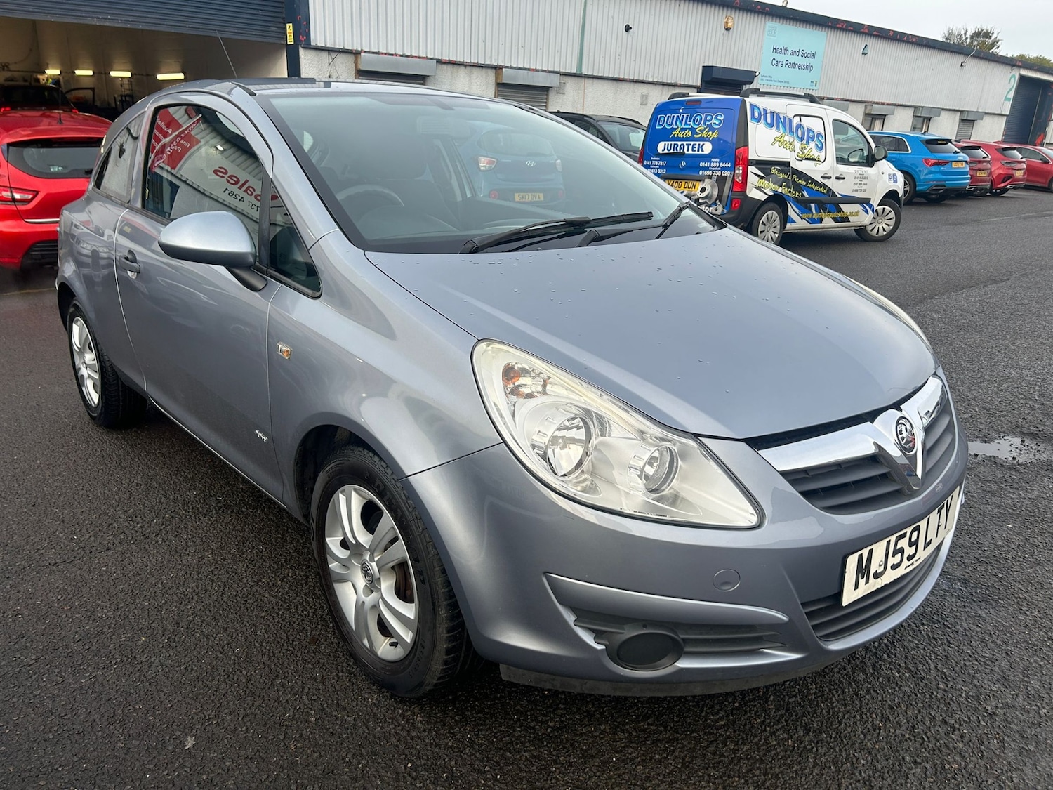 Used Vauxhall Corsa 2009 for sale - 76412103: Photo 5