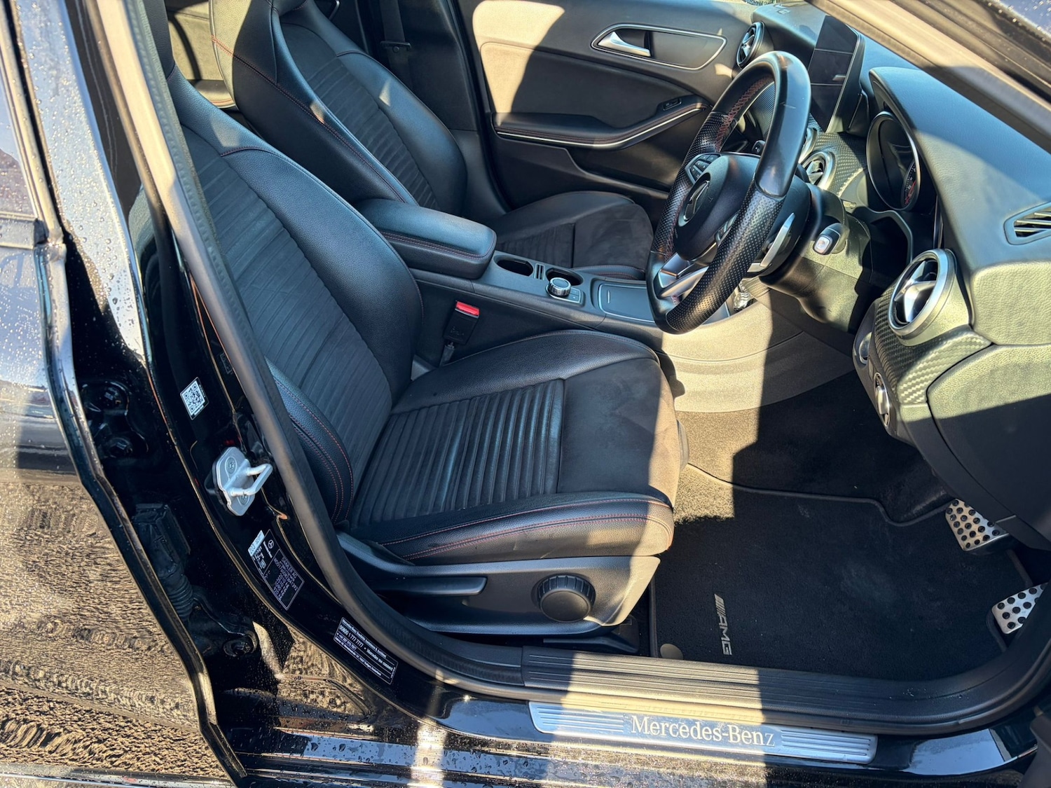 Used Mercedes-Benz A-Class 2017 for sale - 76694663: Photo 11