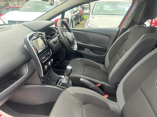Used Renault Clio 2018 for sale - 76263774: Photo 17