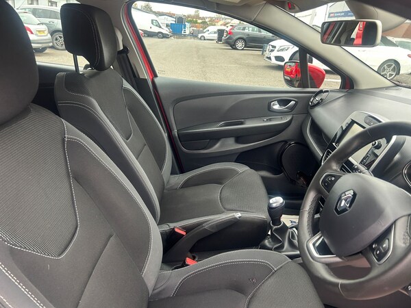 Used Renault Clio 2018 for sale - 76263774: Photo 20