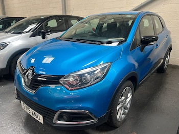 Used Renault Captur 2015 for sale - 74982468: Photo