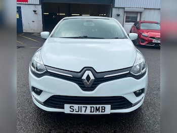 Used Renault Clio 2017 for sale - 79057406: Photo