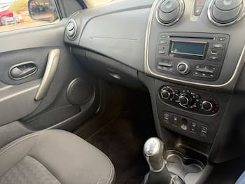 Used Dacia Sandero 2014 for sale - 79674474: Photo