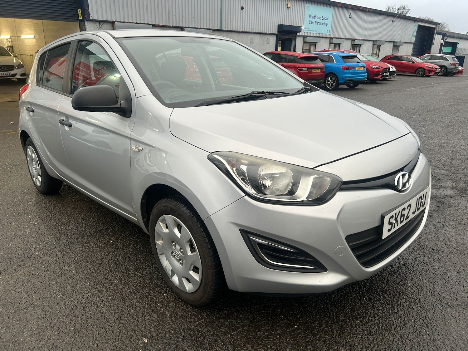 Used Hyundai i20 2012 for sale - 77116347: Photo 5