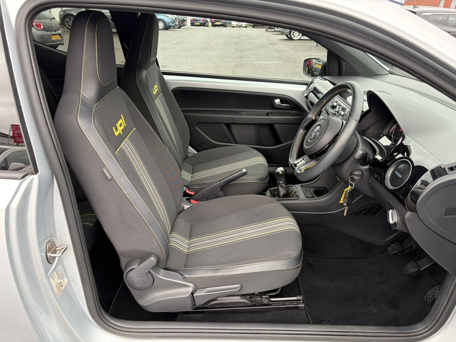 Used Volkswagen up! 2015 for sale - 77677246: Photo 11