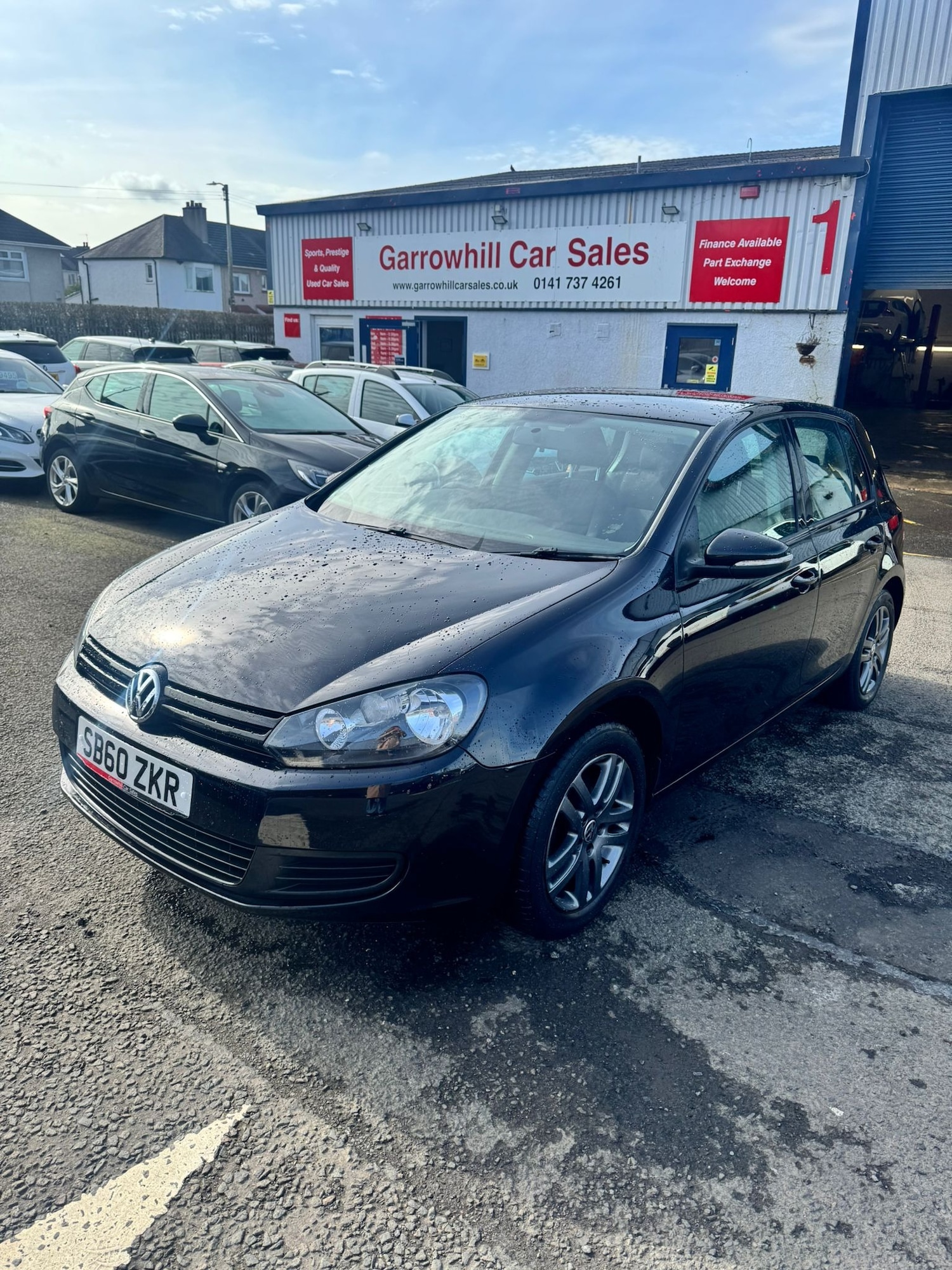 Used Volkswagen Golf 2011 for sale - 77932356: Photo 2