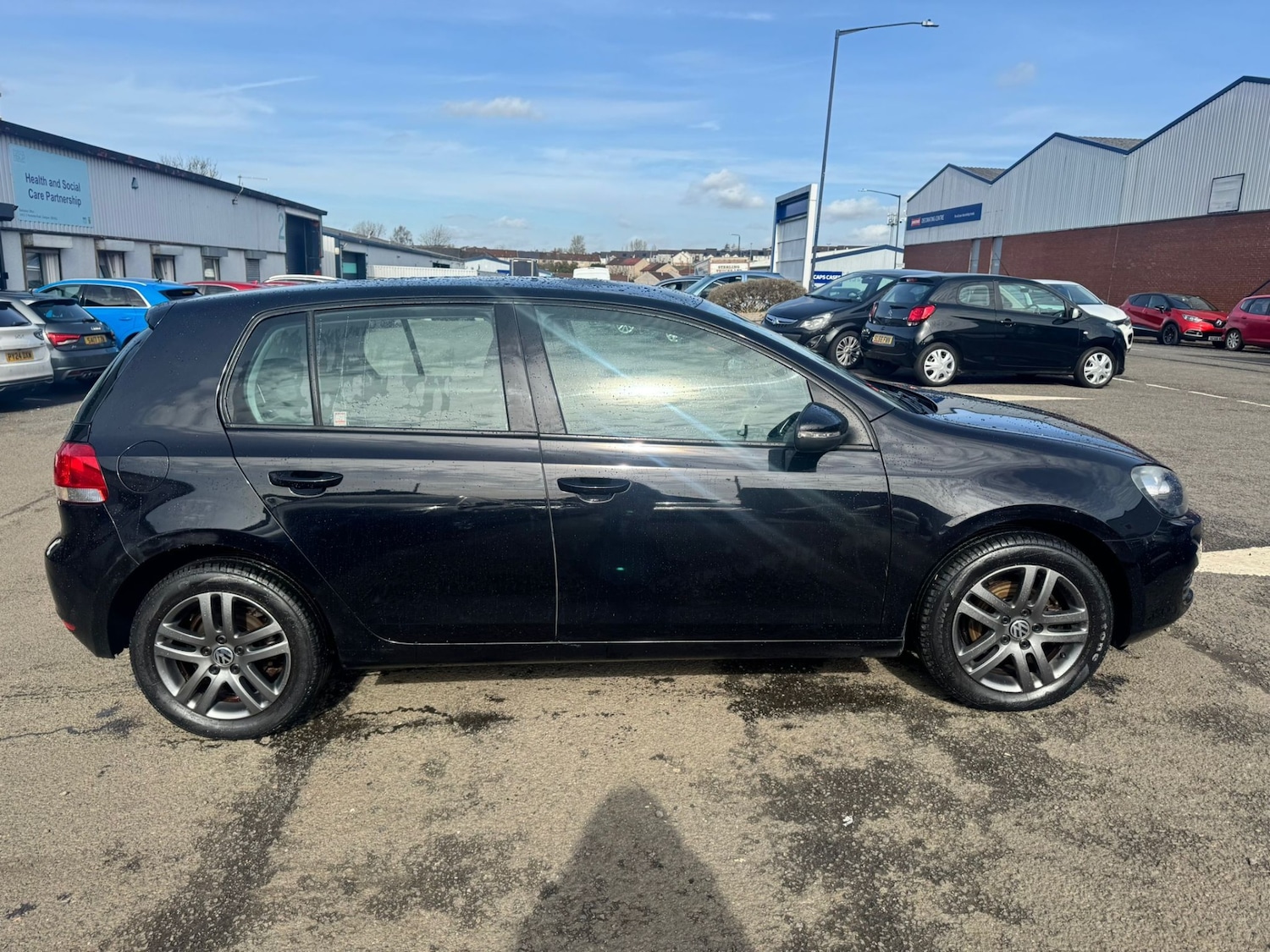 Used Volkswagen Golf 2011 for sale - 77932356: Photo 5