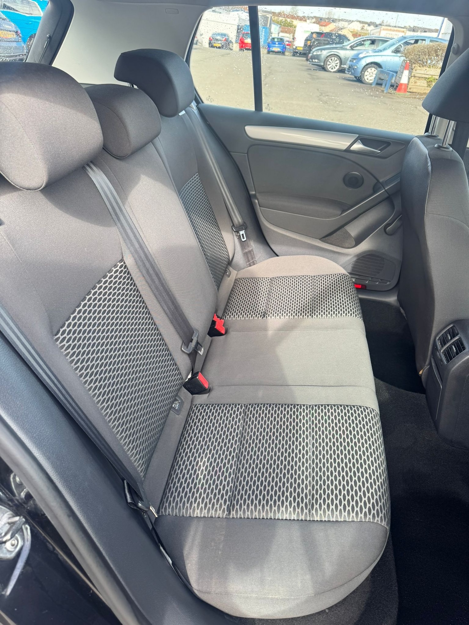 Used Volkswagen Golf 2011 for sale - 77932356: Photo 9