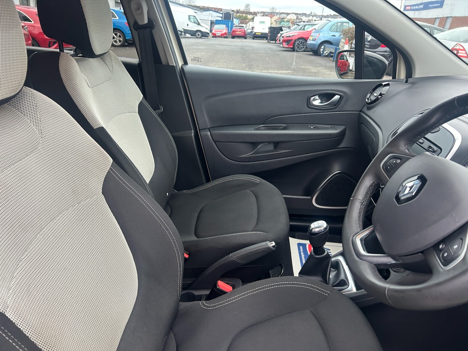 Used Renault Captur 2019 for sale - 77847475: Photo 10