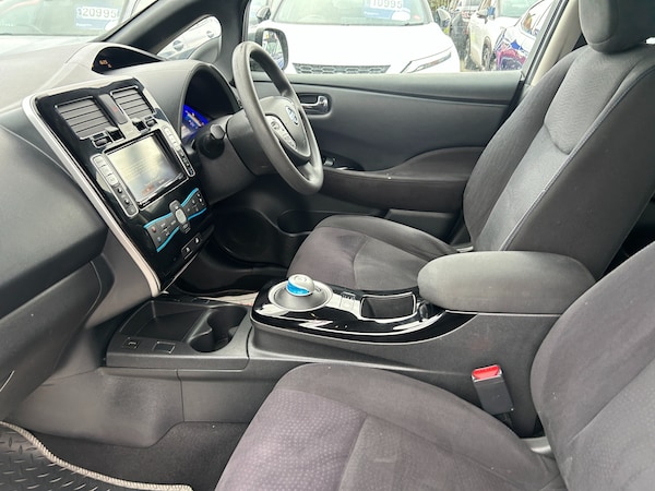 Used Nissan Leaf 2017 for sale - 76234237: Photo 13