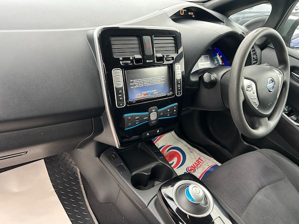 Used Nissan Leaf 2017 for sale - 76234237: Photo 14