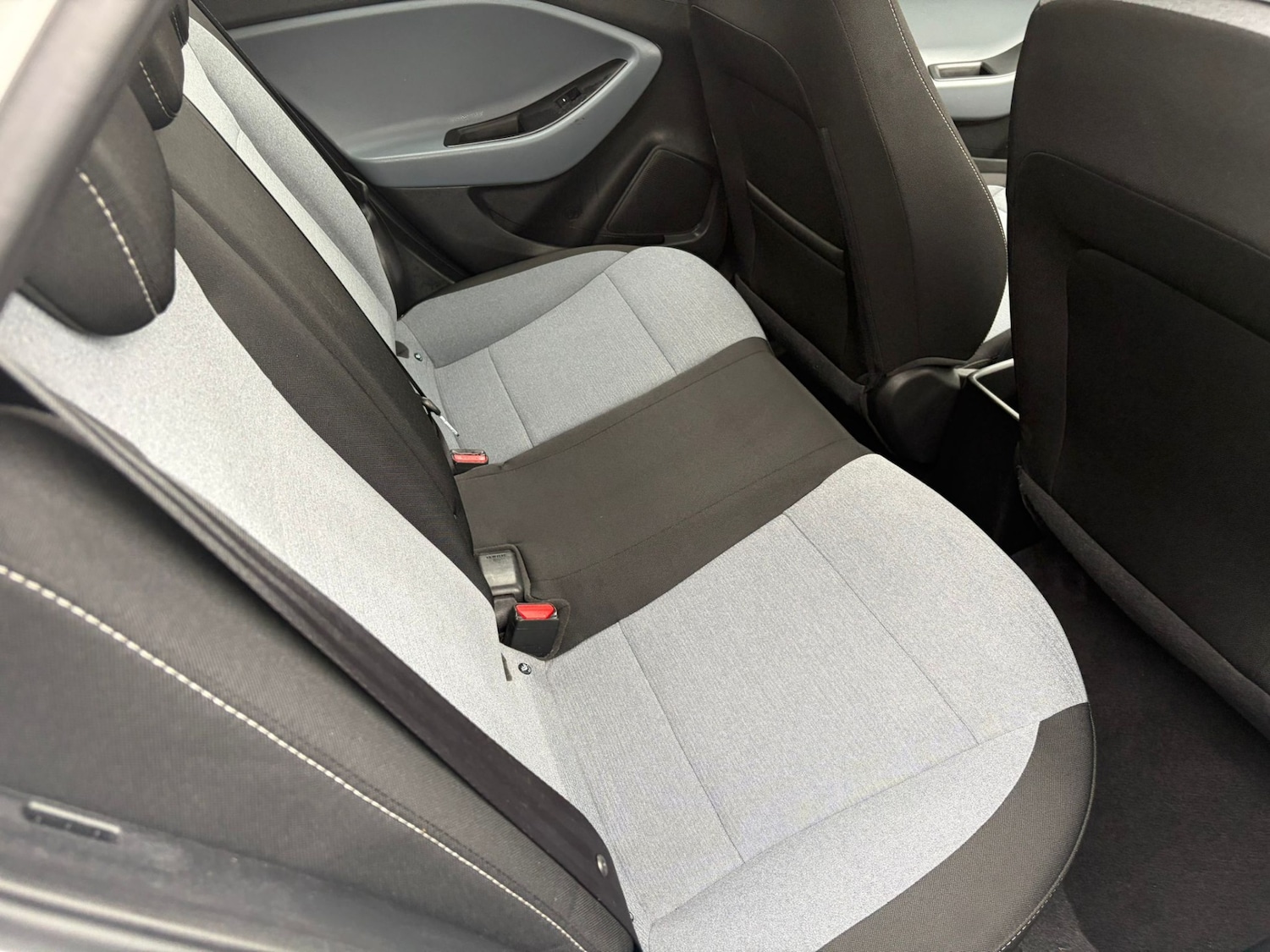Used Hyundai i20 2016 for sale - 76181833: Photo 11