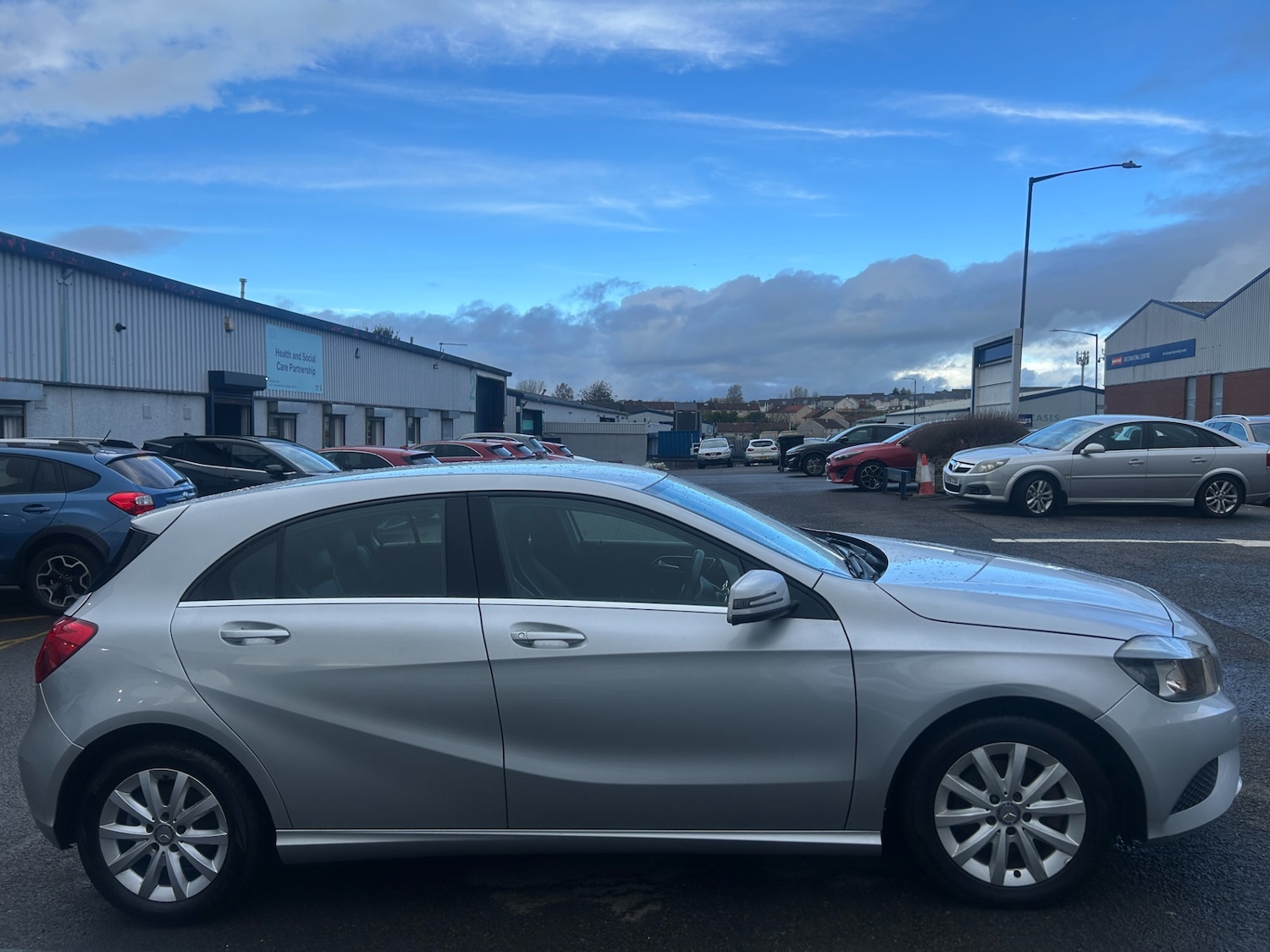 Used Mercedes-Benz A-Class 2014 for sale - 76402933: Photo 9